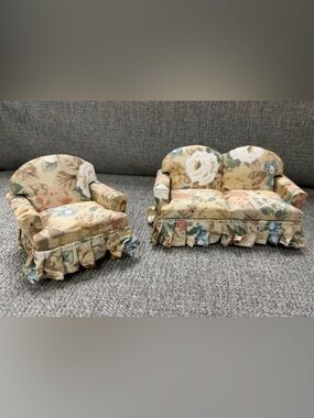 Vintage Floral Miniature Dollhouse Furniture Sofa and Chair set